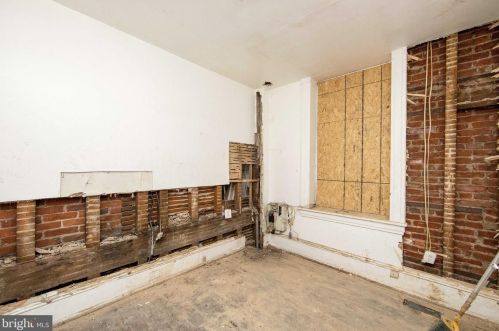 314 4 St, Camden NJ 08103-3401 exterior