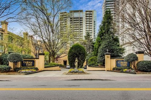 203 14th St, Atlanta GA  30318-5303 exterior