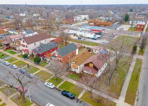 10006 Indiana Ave, Chicago IL 60628-2126 exterior