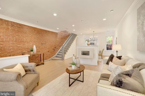 308 T St, Washington DC 20001-1843 exterior