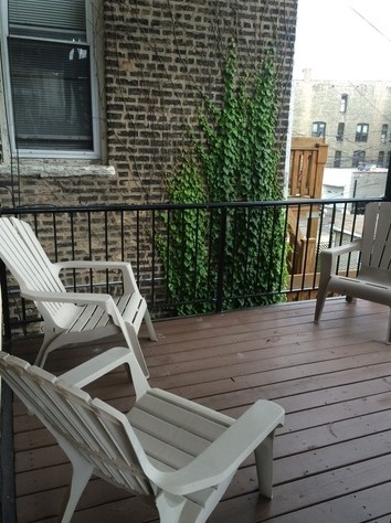 1346 Bosworth Ave, Chicago IL 60642-2393 exterior