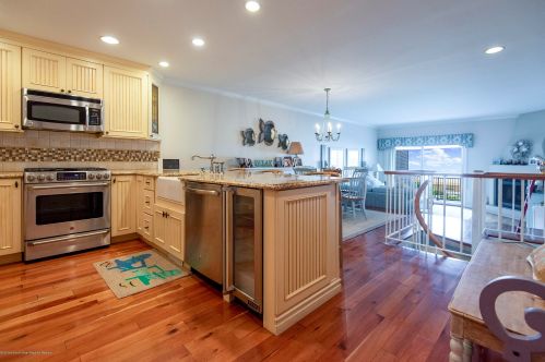 19 Harborhead Dr, Point Pleasant Beach NJ 08742-2681 exterior