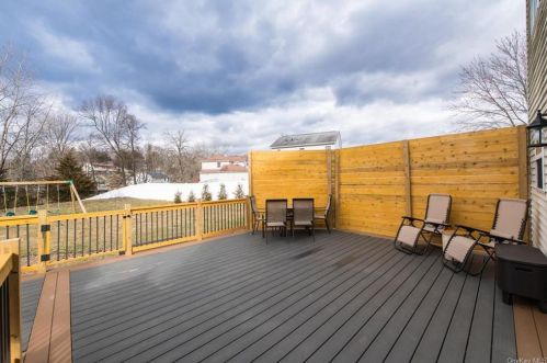 104 Autumn Dr, Poughkeepsie NY 12603-5616 exterior