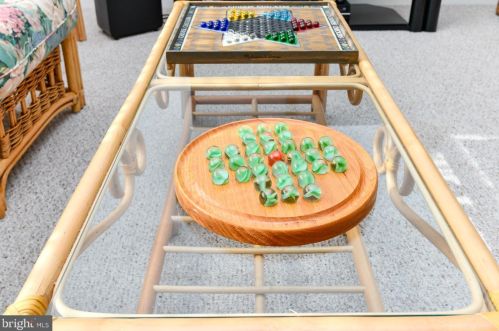 18247 Oak Ln, Lewes DE 19958 exterior