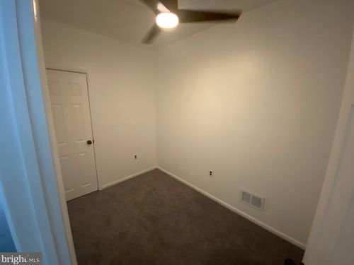 434 Emerald St, Camden NJ  08104-1355 exterior