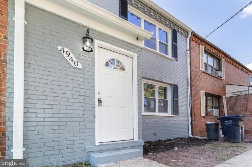 4940 Just St, Washington DC  20019-4871 exterior