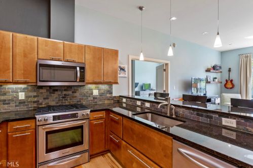 1418 Dresden Ct, Atlanta GA  30319-5012 exterior