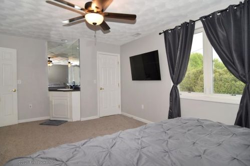 76 Verdi St, Providence RI  02904-4736 exterior