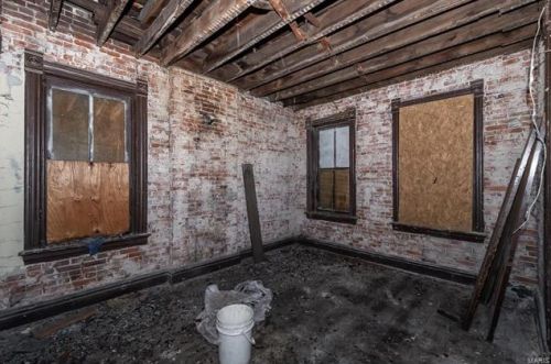 2635 Chippewa St, Saint Louis MO 63118-3835 exterior