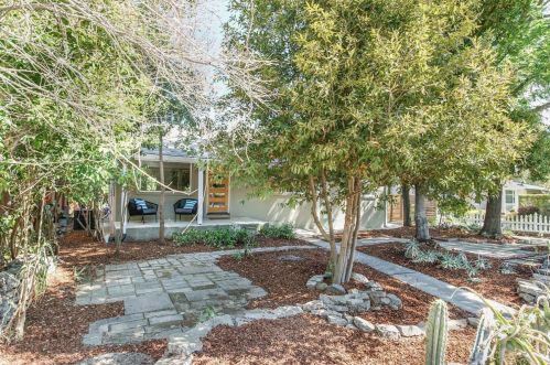 435 11 St, Davis CA 95616-2018 exterior