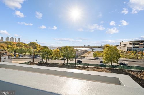 241 Allen St, Philadelphia PA  19125-4103 exterior