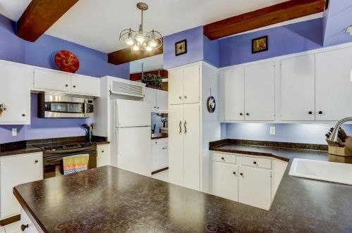 6621 Wisconsin Ave, Milwaukee WI 53213-3914 exterior