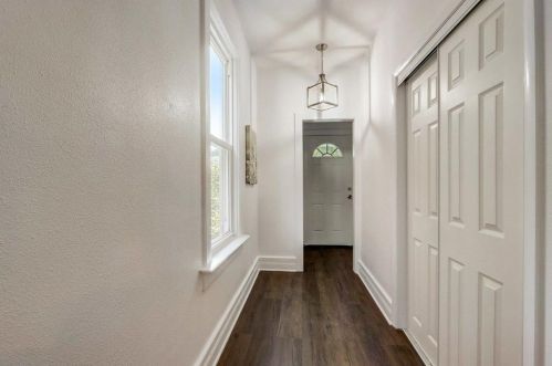 2740 Booth St, Milwaukee WI  53212-2533 exterior