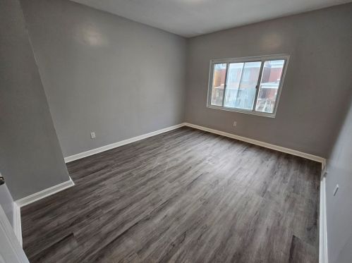 835 Heberton St, Pittsburgh PA  15206-2227 exterior