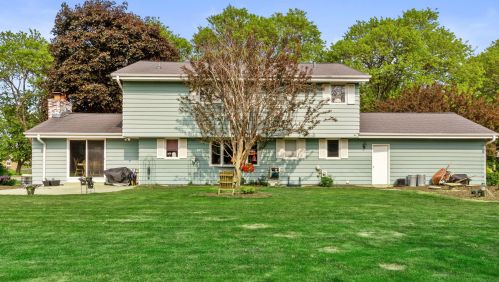 7451 99, Milwaukee WI 53227-3632 exterior