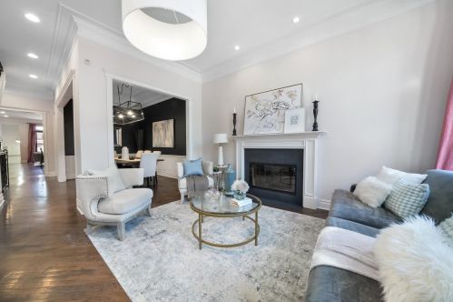 1725 Winchester Ave, Chicago IL 60622-1393 exterior