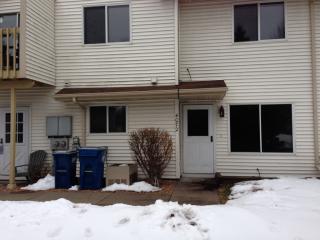 4072 White Bear Pkwy, Saint Paul MN  55110-7632 exterior