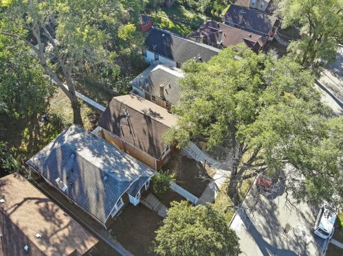 10219 Bensley Ave, Chicago IL 60617-6128 exterior