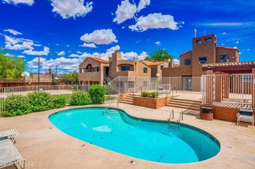 1745 Glenn St, Tucson AZ  85719-2740 exterior