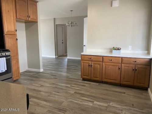 6844 33rd Ave, Phoenix AZ 85051-1201 exterior