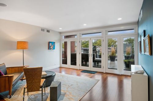 1708 Winnemac Ave, Chicago IL 60706-3427 exterior