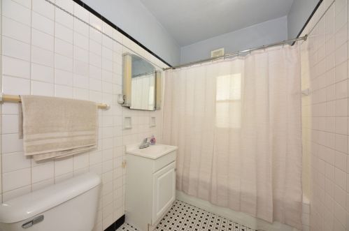 2658 12th St, Milwaukee WI 53215-3334 exterior