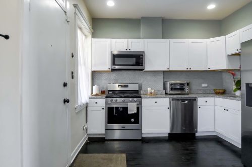 5607 Wabash Ave, Chicago IL  60637-1118 exterior