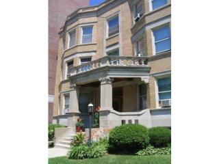 1010 Hollywood Ave, Chicago IL  60660-4540 exterior