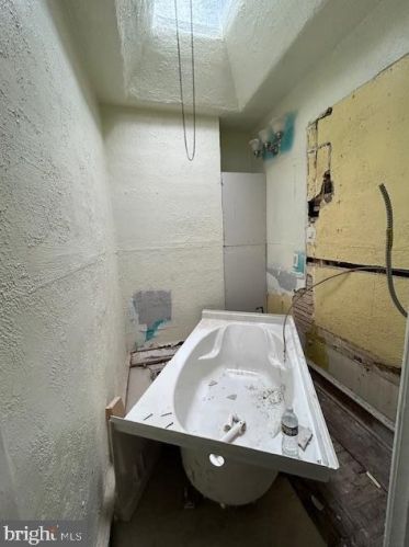 6312 Limekiln Pike, Philadelphia PA 19138-3022 exterior