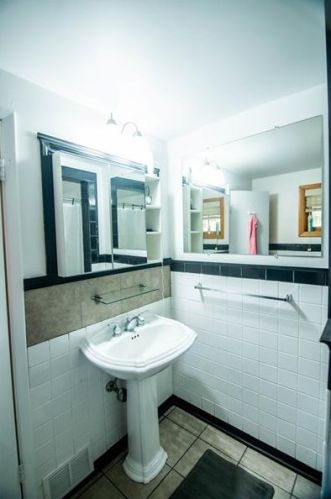 2305 Marbury Rd, Pittsburgh PA exterior