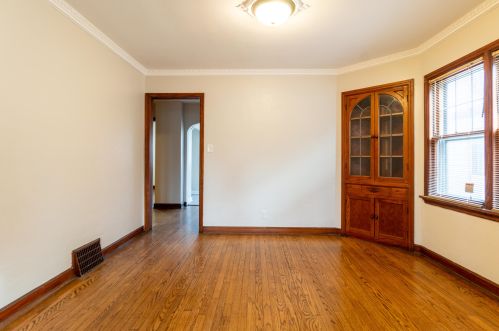 4408 Melvina St, Milwaukee WI 53216-2435 exterior