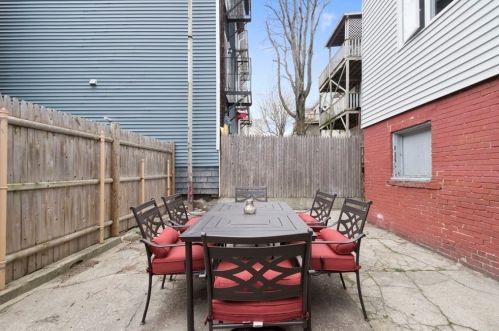 91 Webster St, Boston, MA