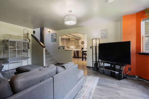 723 22nd St, Manitowoc, WI 54220-4405