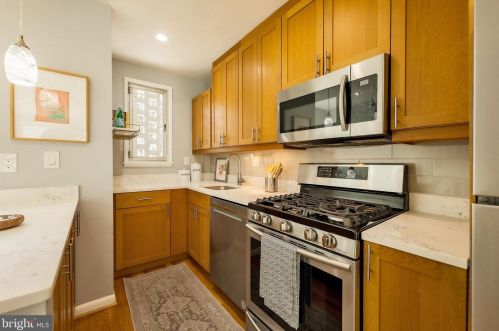 710 3 St, Washington DC 20001-2625 exterior