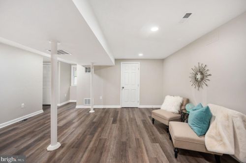 5710 Larpin Ln, Alexandria VA 22310-1249 exterior