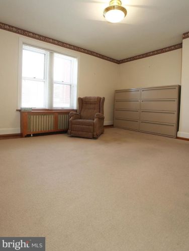 223 Washington St, Huntingdon PA 16652-1525 exterior