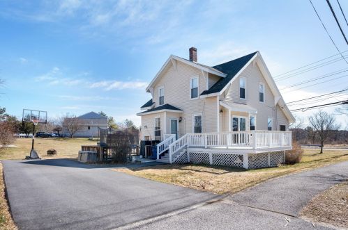 336 Ocean Ave, Portland, ME 04103-5706