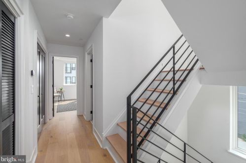 2612 Hagert St, Philadelphia PA 19125-1209 exterior