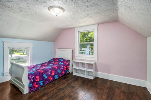 231 4 Ave, Three Rivers MI 49093-1509 exterior