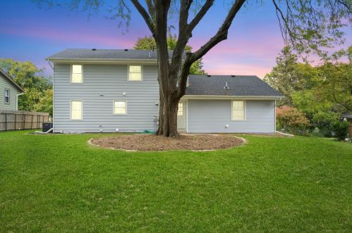 1266 Fellows St, Saint Charles IL  60174-3701 exterior