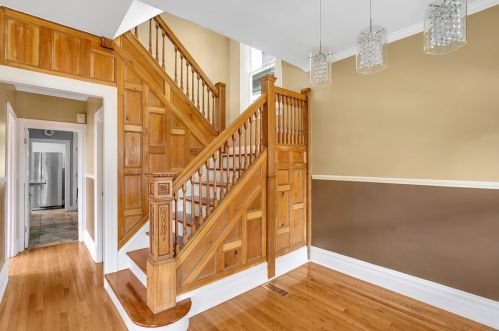 323 Elizabeth Ave, Pittsburgh PA 15202-2722 exterior