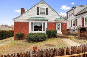 12 August St, Providence, RI 02908-2905