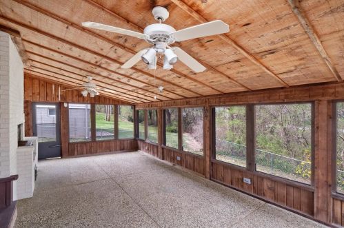 4901 Sefton Dr, Saint Louis MO 63128-2918 exterior