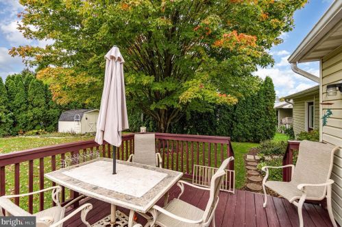 625 Basehoar School Rd, Littlestown PA 17340-9589 exterior