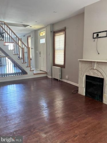 702 24th St, Philadelphia PA  19130-2514 exterior