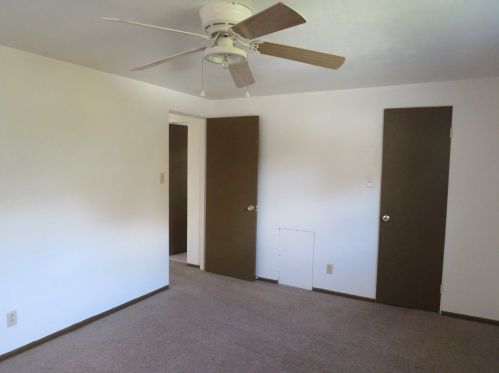 2814 Cedric Ave, Pittsburgh PA  15226-2312 exterior