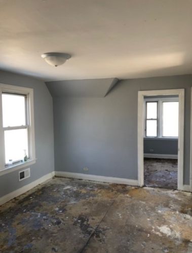 12104 Wentworth Ave, Chicago IL 60628-7204 exterior