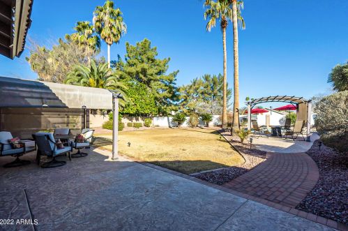 1700 Park Ave, Chandler AZ  85225-1687 exterior