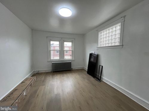 4243 Cottman Ave, Philadelphia PA 19149-1606 exterior