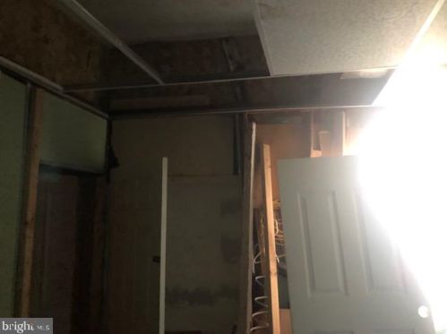 937 Jackson St, Philadelphia PA 19148-3120 exterior